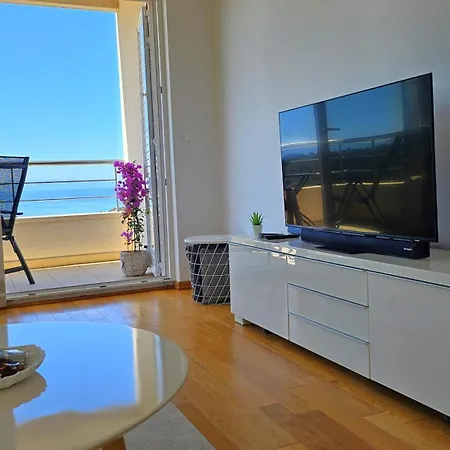 Sea Wolf - Sea View & Centre