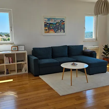 Sea Wolf - Sea View & Centre Апартаменты *